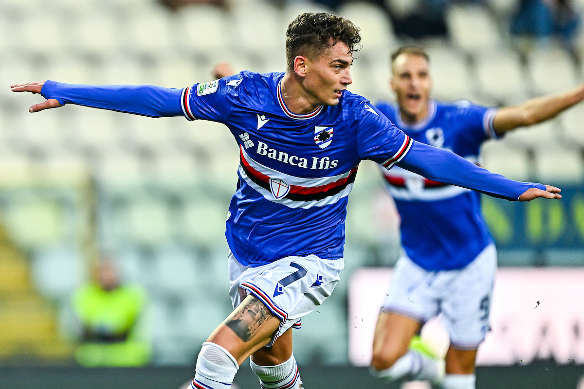 Verso Sampdoria-Spezia, Sebastiano Esposito Prepara Il Goal Su Punizione...